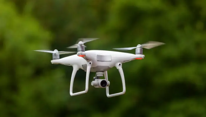 Drone na agropecuária veja as vantagens e desvantagens do seu uso